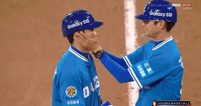 kmQWCr.gif