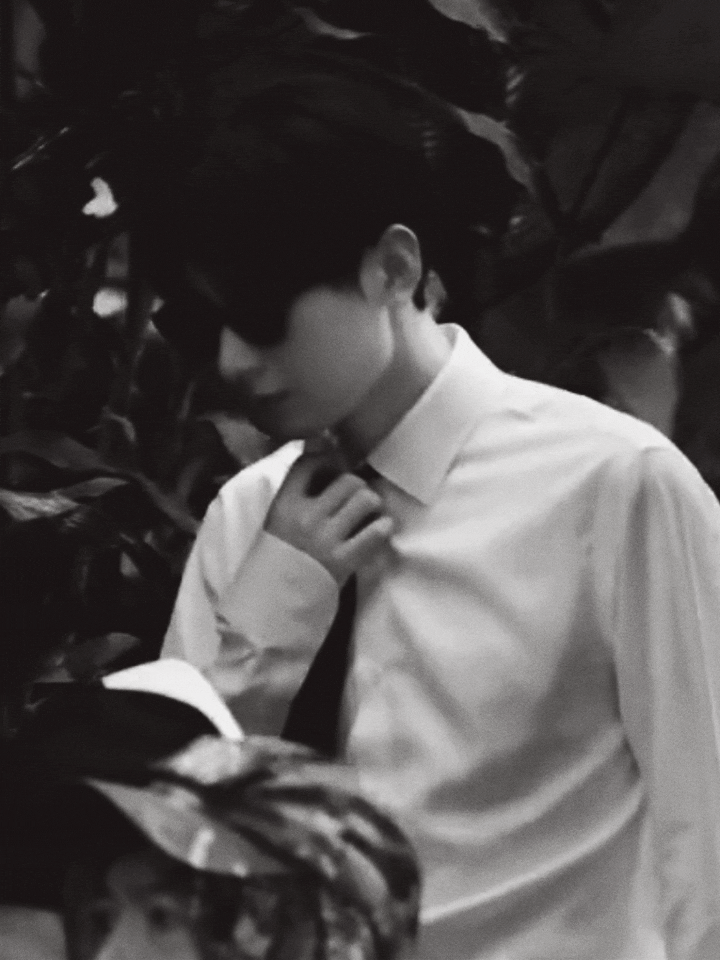 kmxfRh.gif