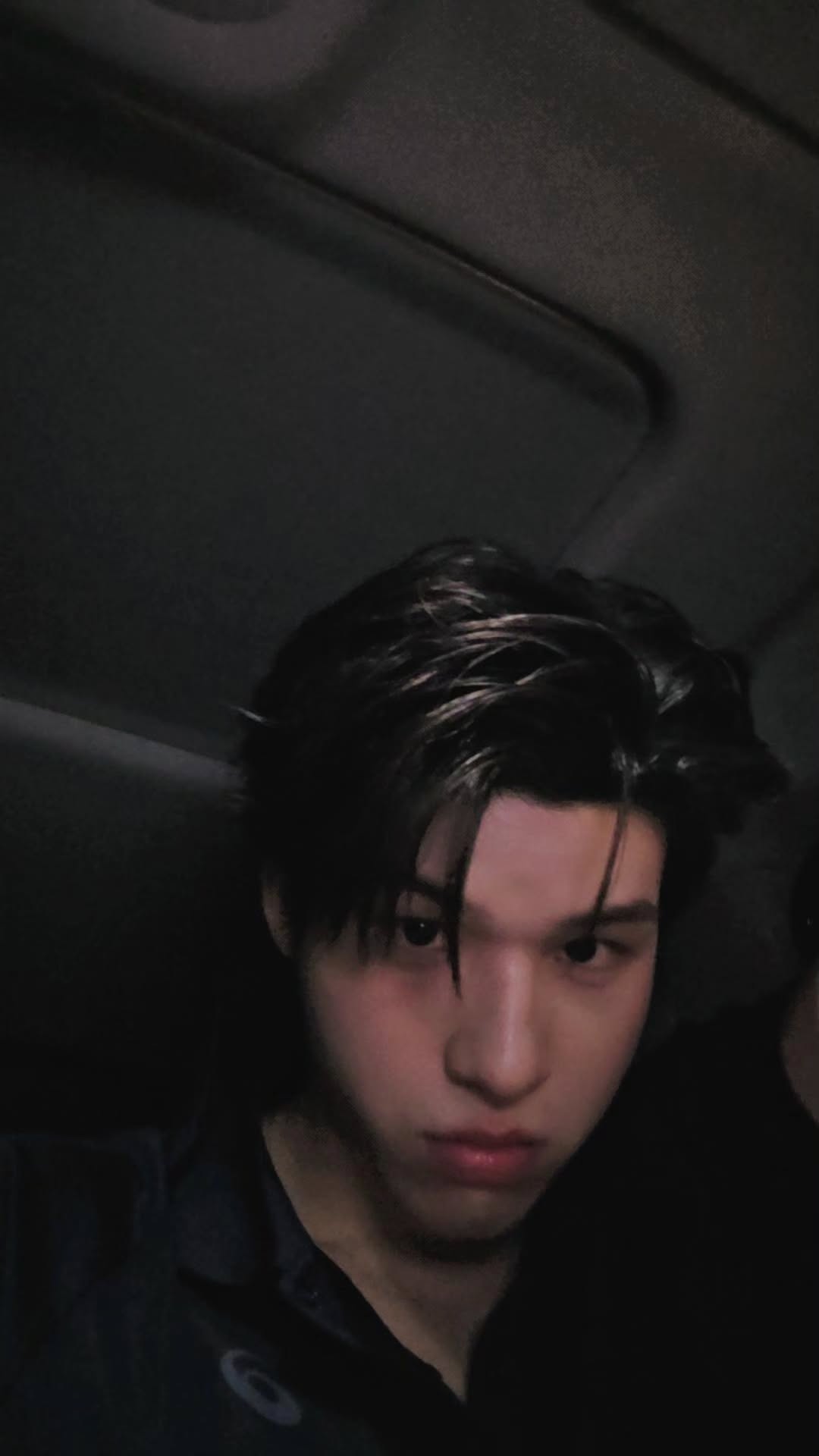 knsYFV