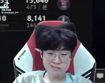 kvjGZj.gif