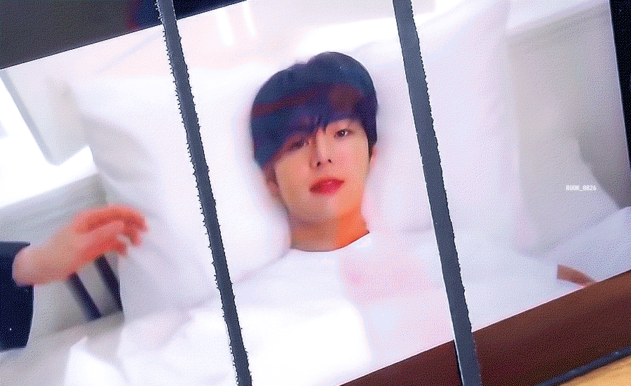 kxYVOp.gif