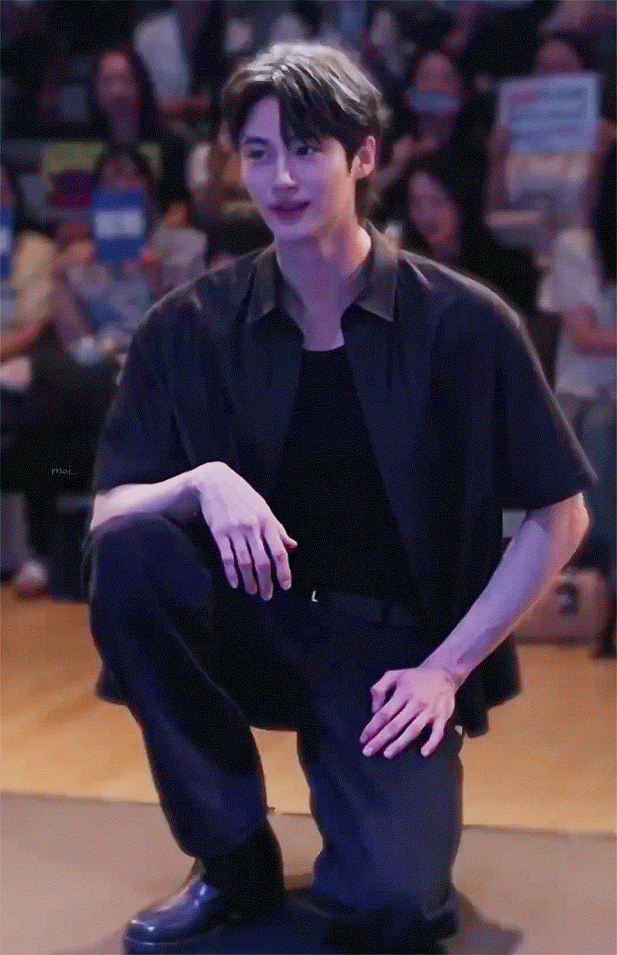 kyDqQf.gif