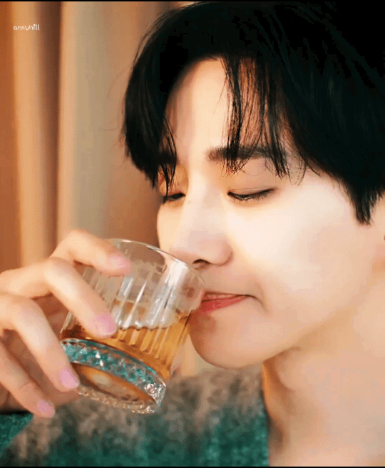 lEsOAQ.gif