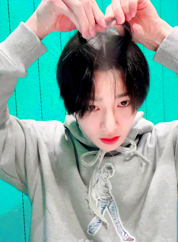 lHWvAO.gif