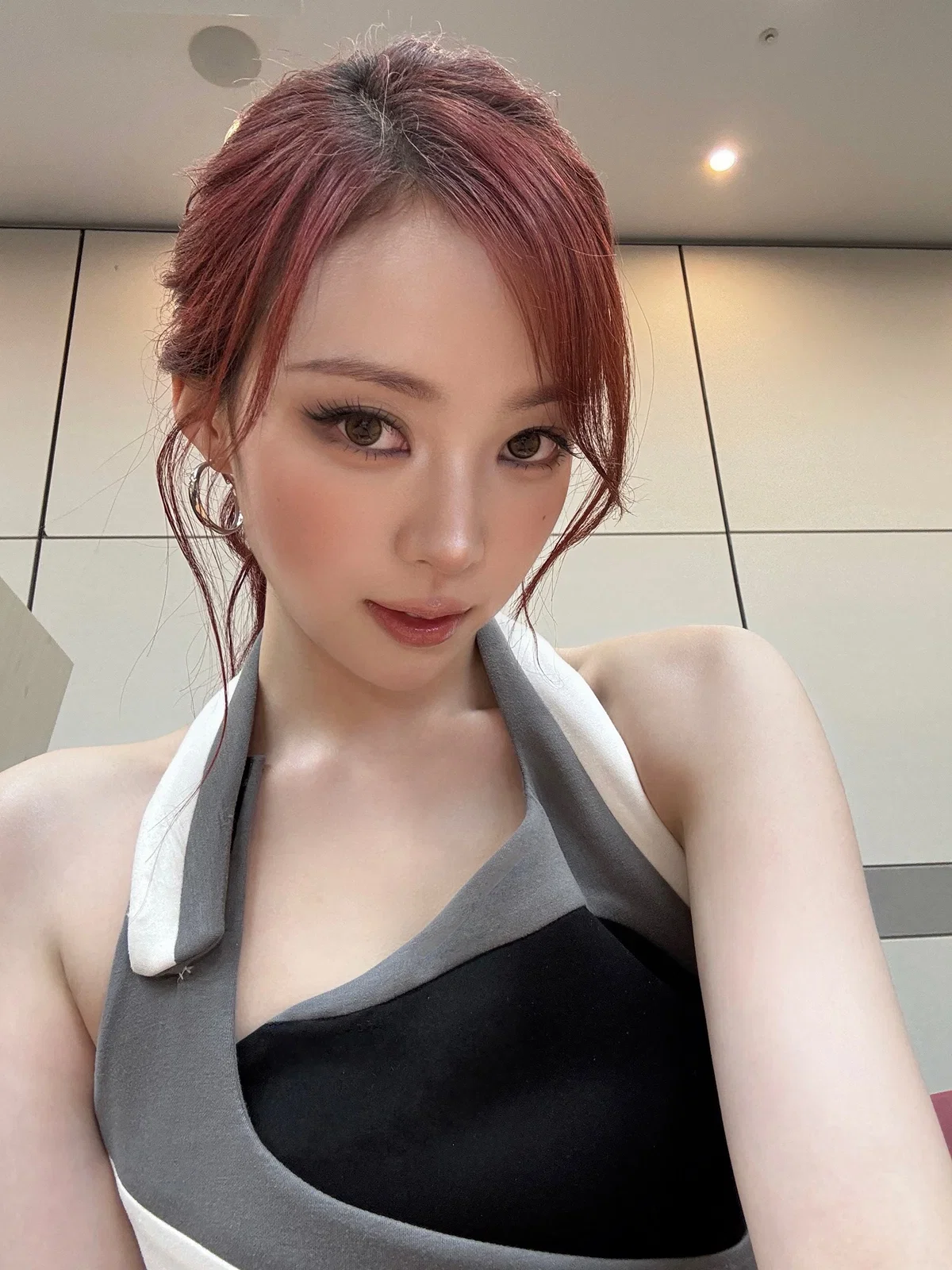 lOyFmv