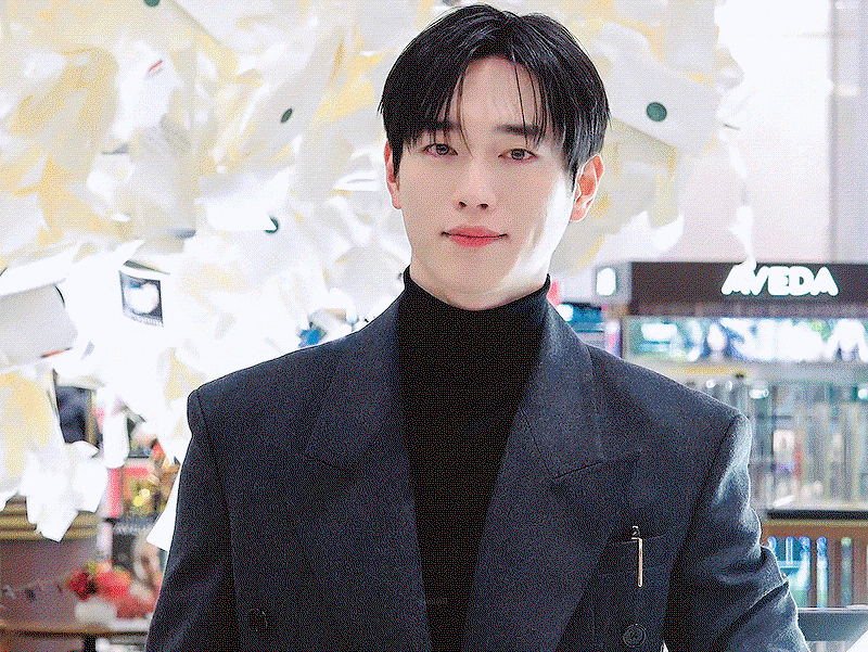 lRJoXJ.gif