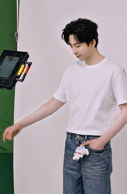 lYWnsH.gif