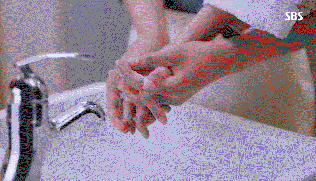 leSkYH.gif
