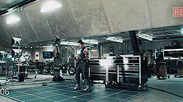 lhUoMV