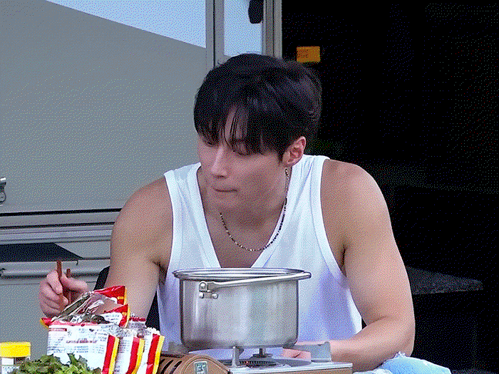 ljlrry.gif