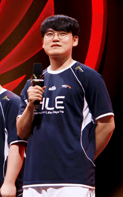 loWrIQ.gif