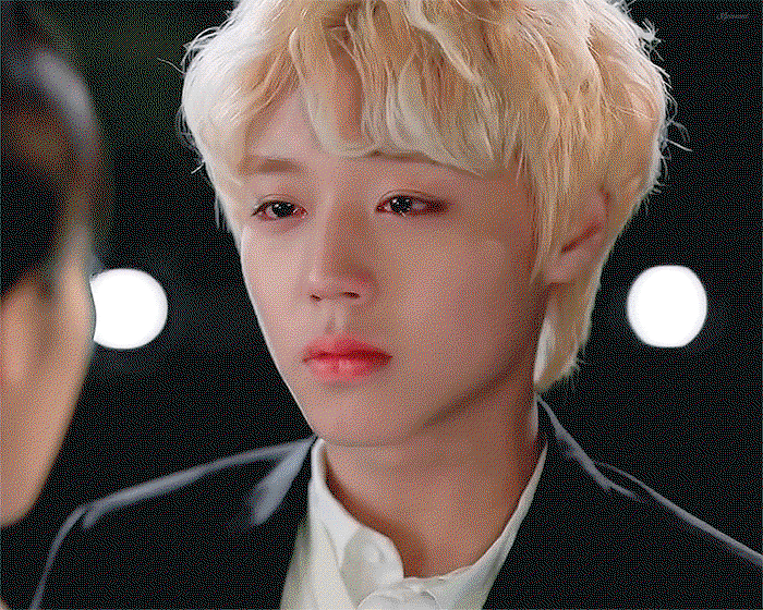 lpmKyX.gif