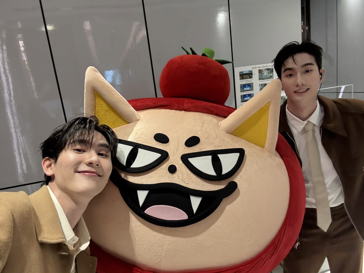 lxweKF