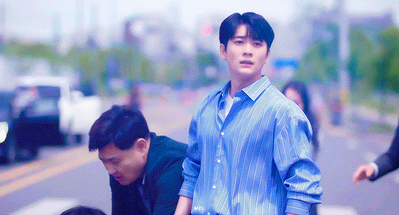 mBUtLf.gif