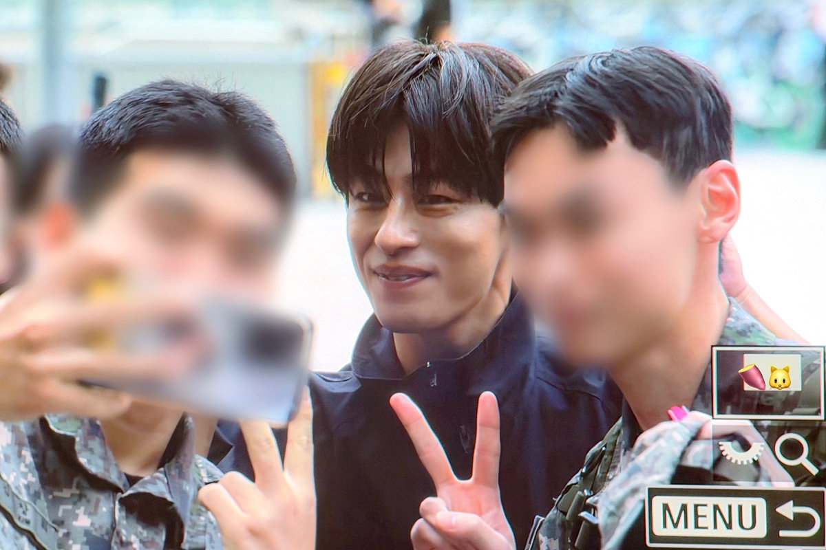 mFBqWs