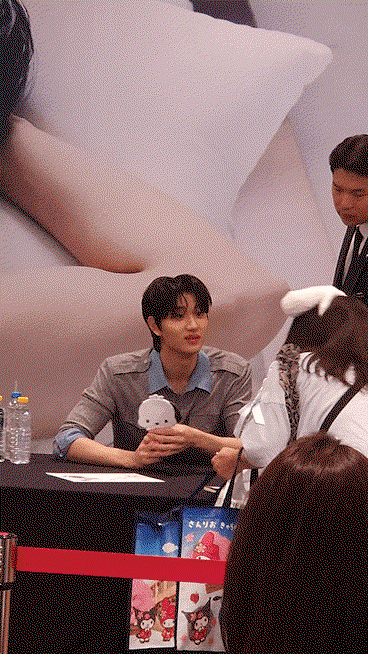 mIGbge.gif