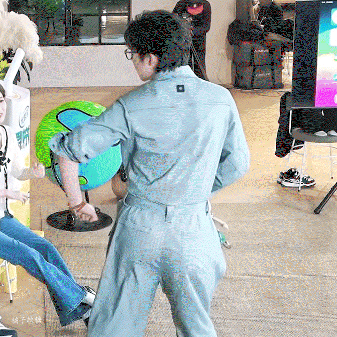 mJIXgl.gif