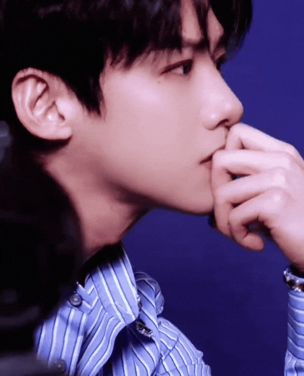 mYfXbZ.gif