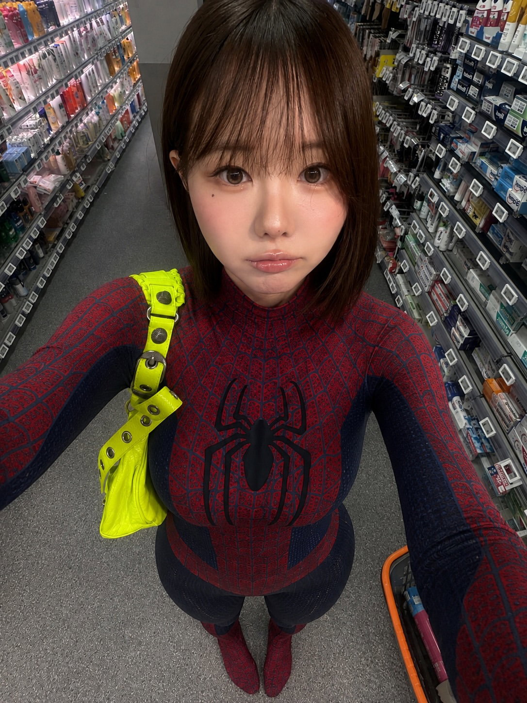 mjnMdD