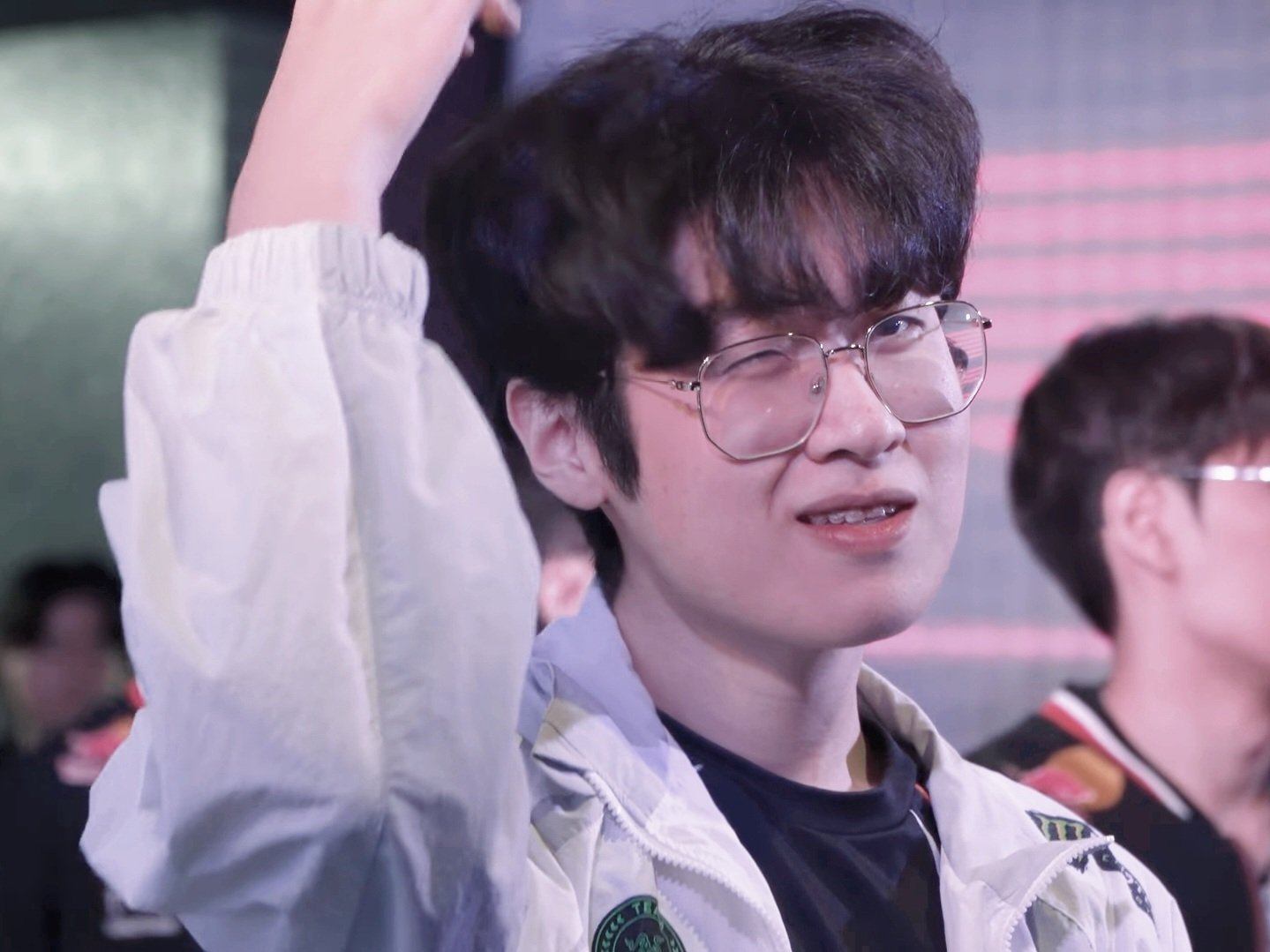 mkVEQD