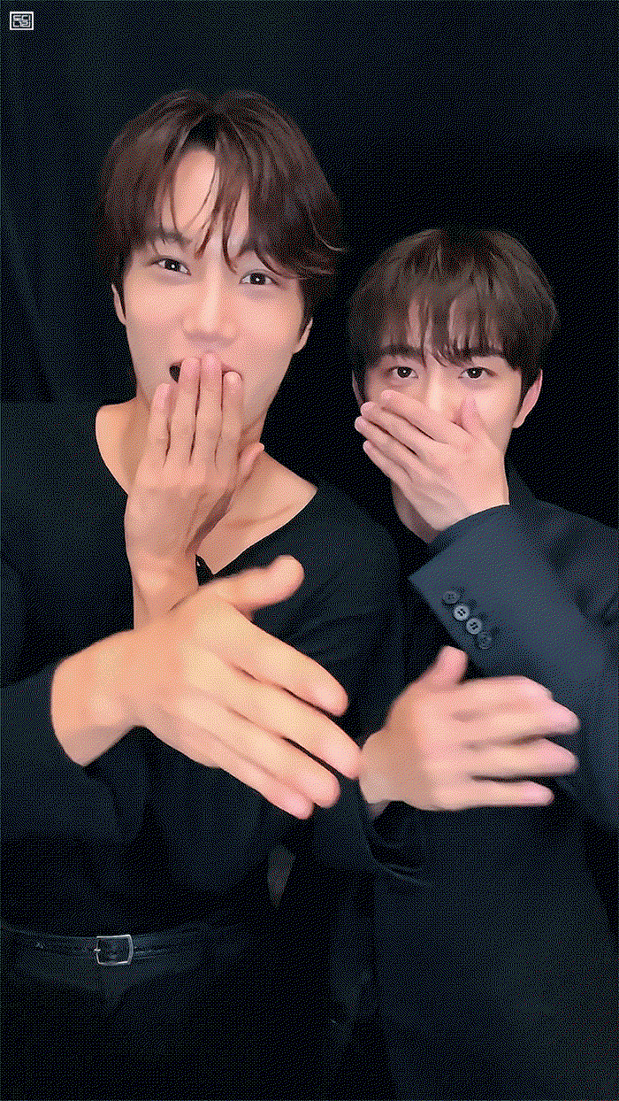 mkkQri.gif