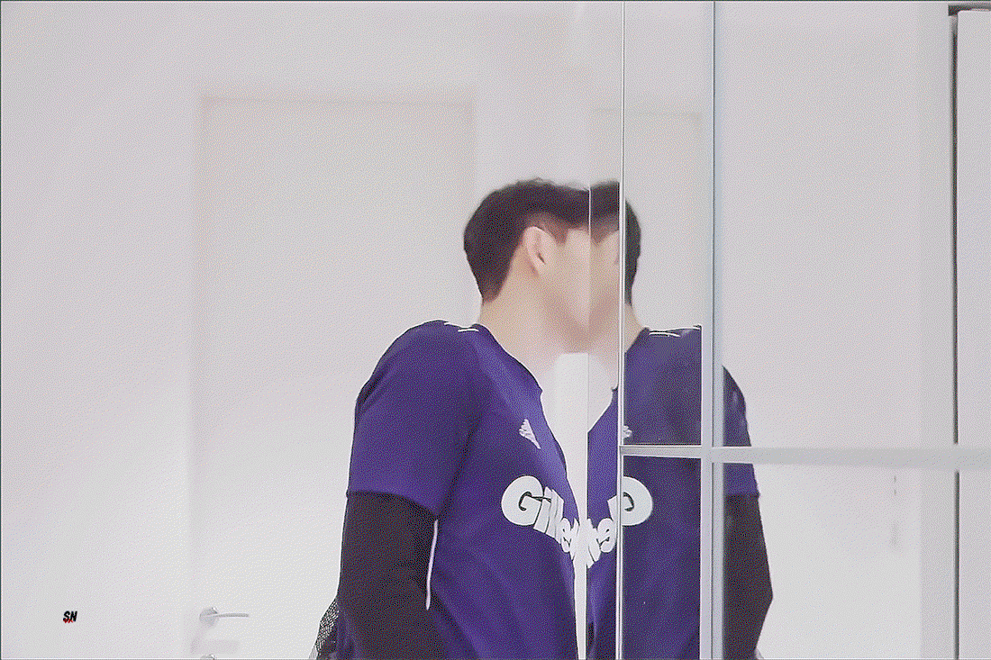 mlYdAU.gif
