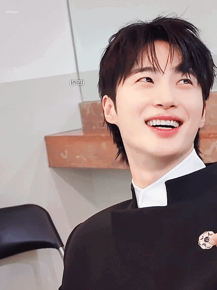 mnbsjT.gif