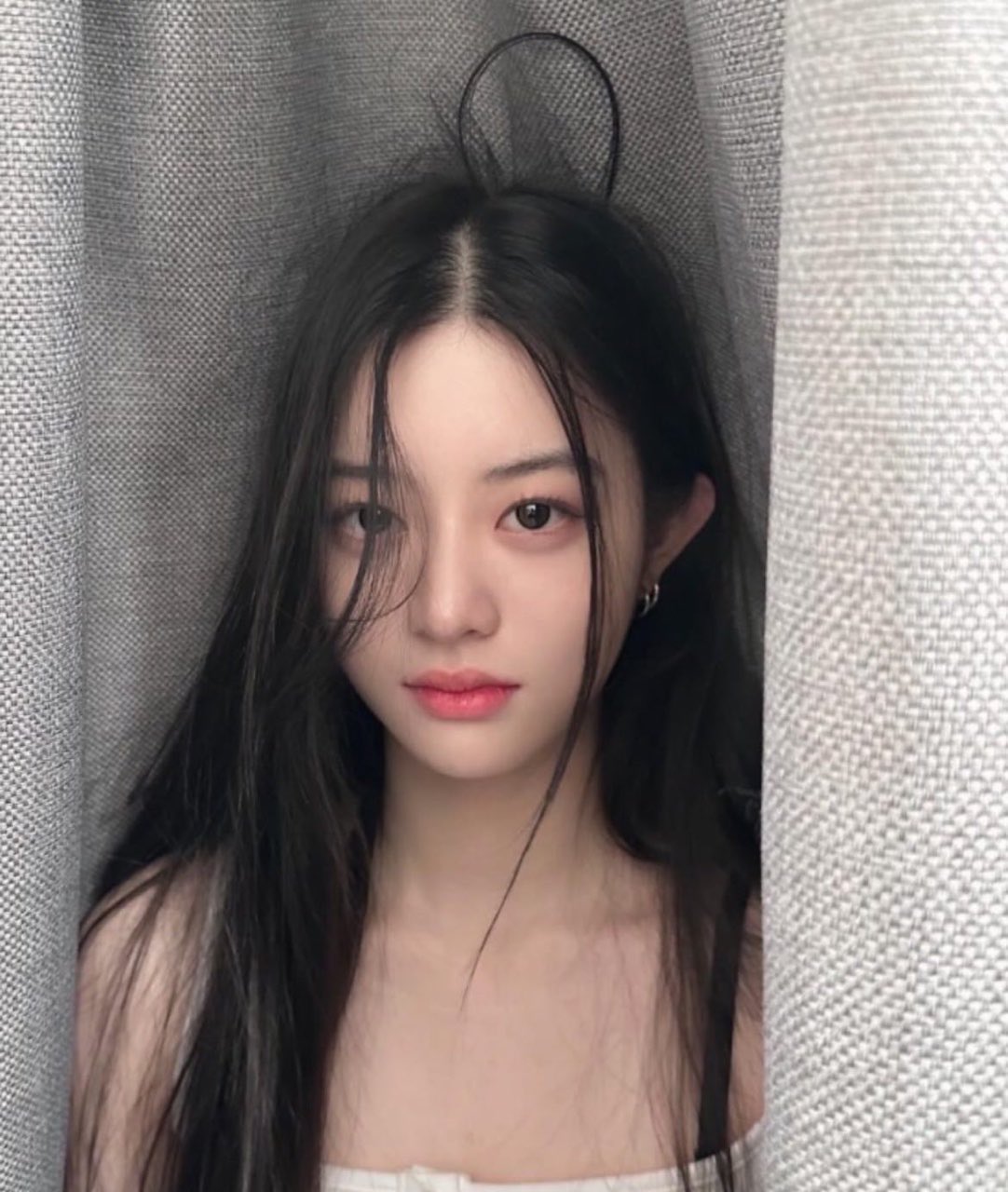 더쿠 - 아일릿 민주 진짜 존나 예쁜 거 같다..