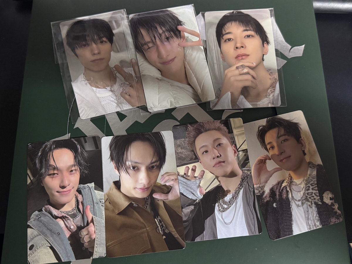 위버스 1세트 깠어 포카보실?