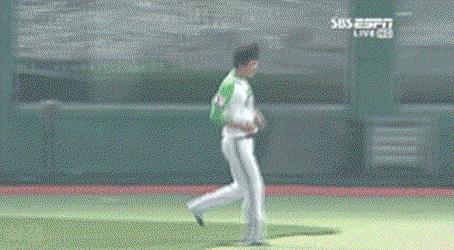 mteYrW.gif