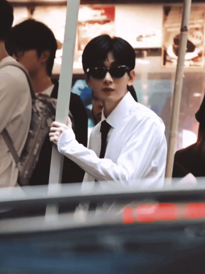 nBxXLD.gif
