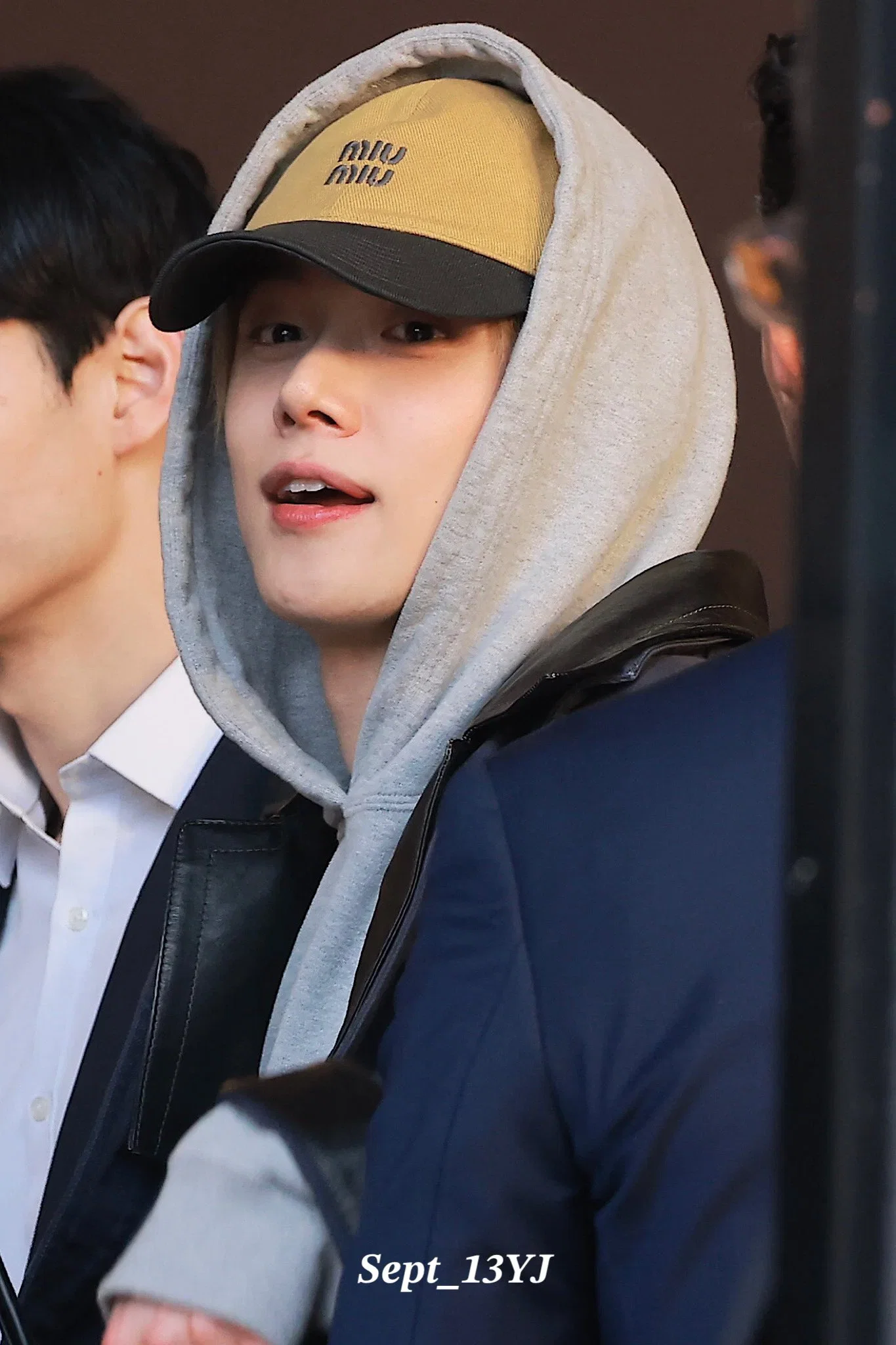 nHSYBj