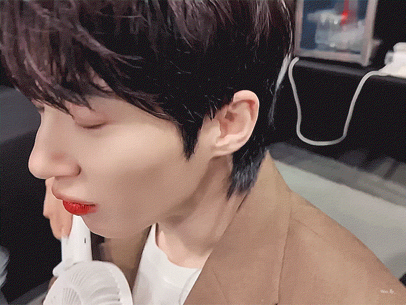nHVVXF.gif