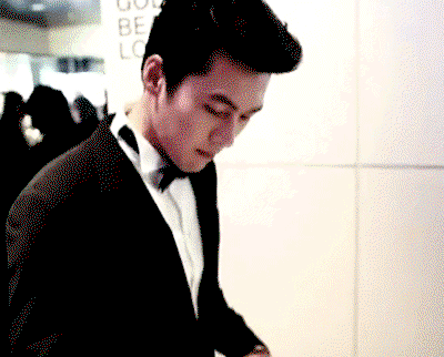 nKDvFe.gif