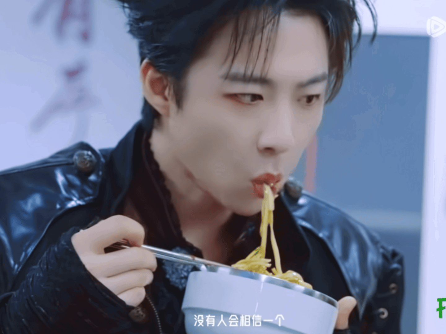 nKlybh.gif