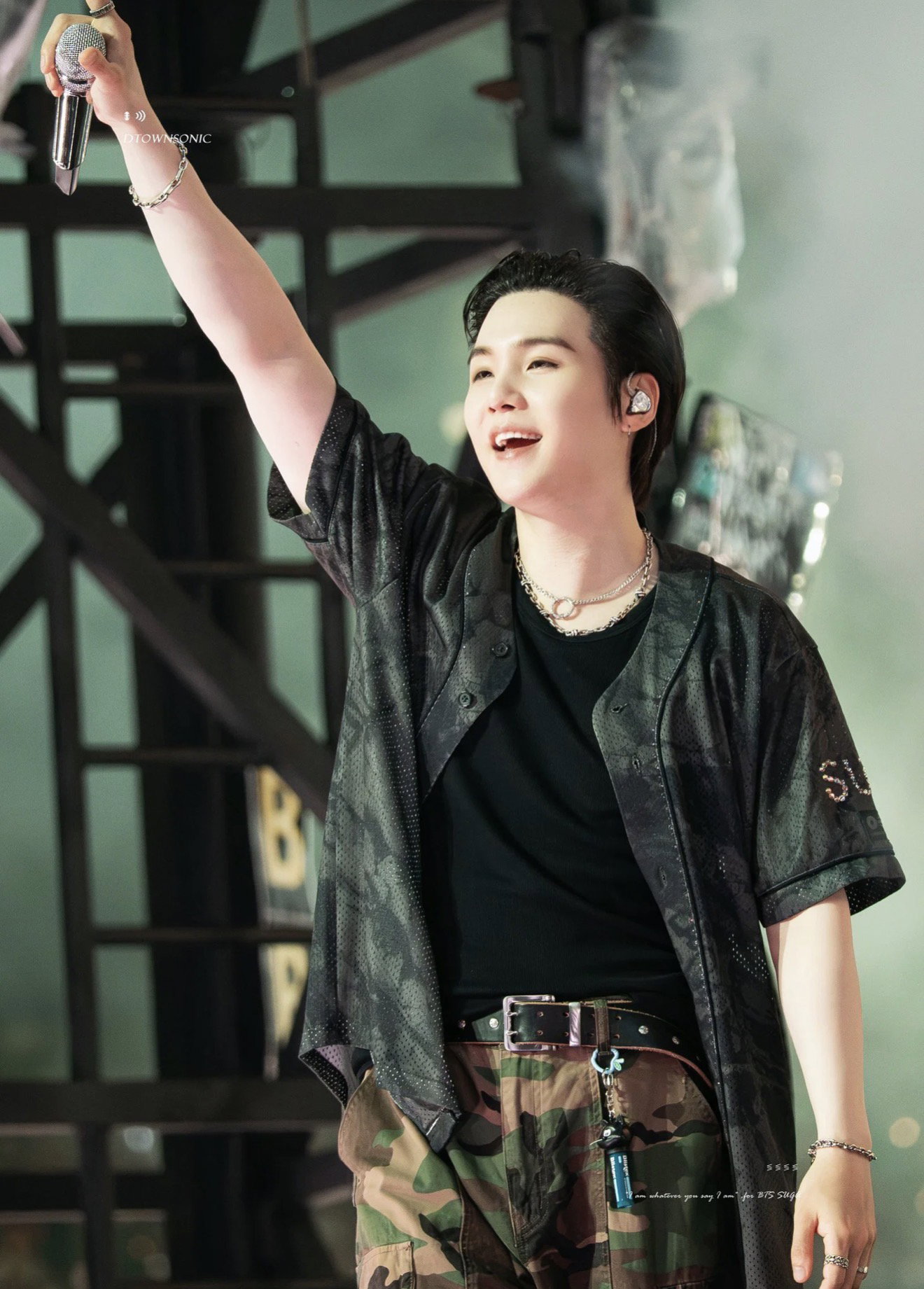 nLGEcF