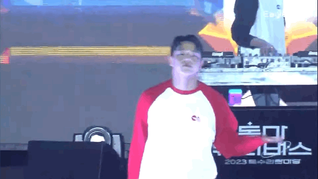 nQsLNM.gif