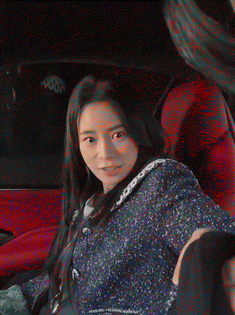 nUUDIJ.gif