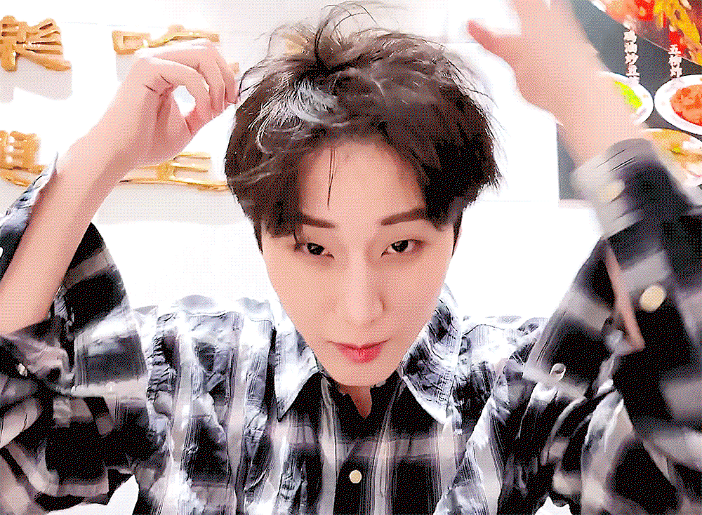 nXJDdK.gif