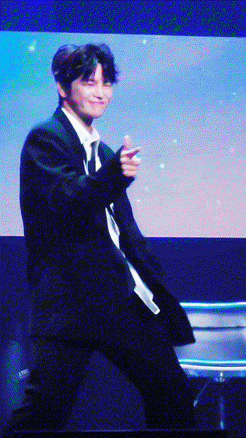 ndjxWb.gif
