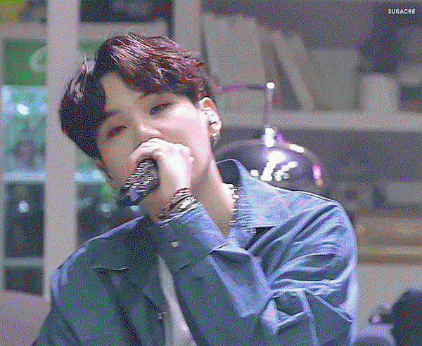 njOmsC.gif
