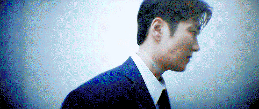 nktQNS.gif