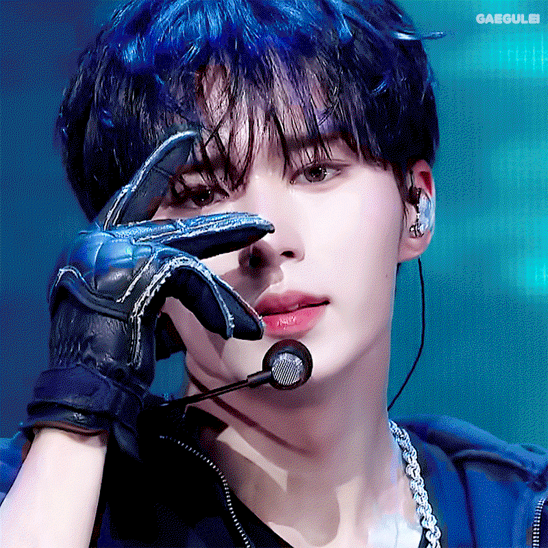 nmOiKg.gif