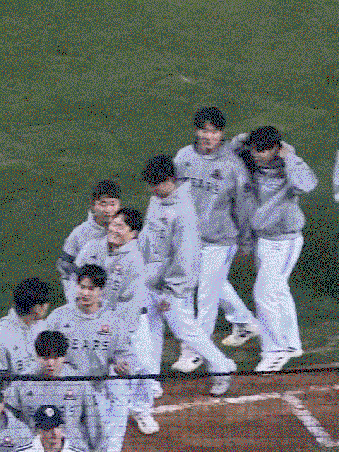 nsMKlP.gif
