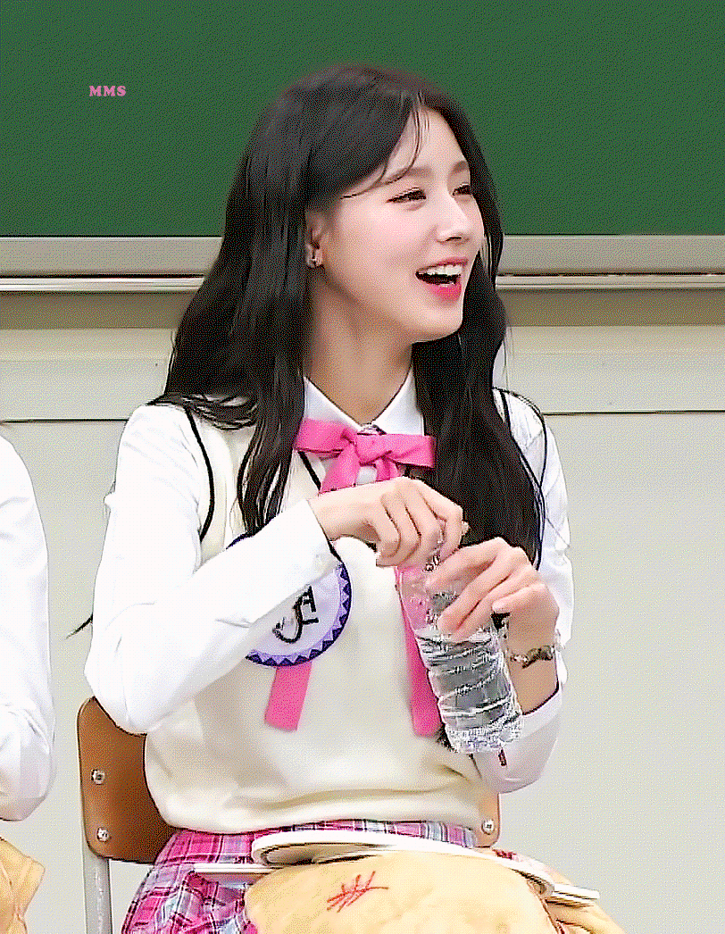 nxPWEw.gif