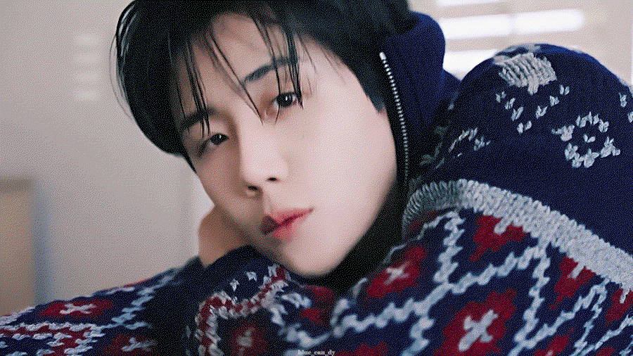 oJUnMg.gif