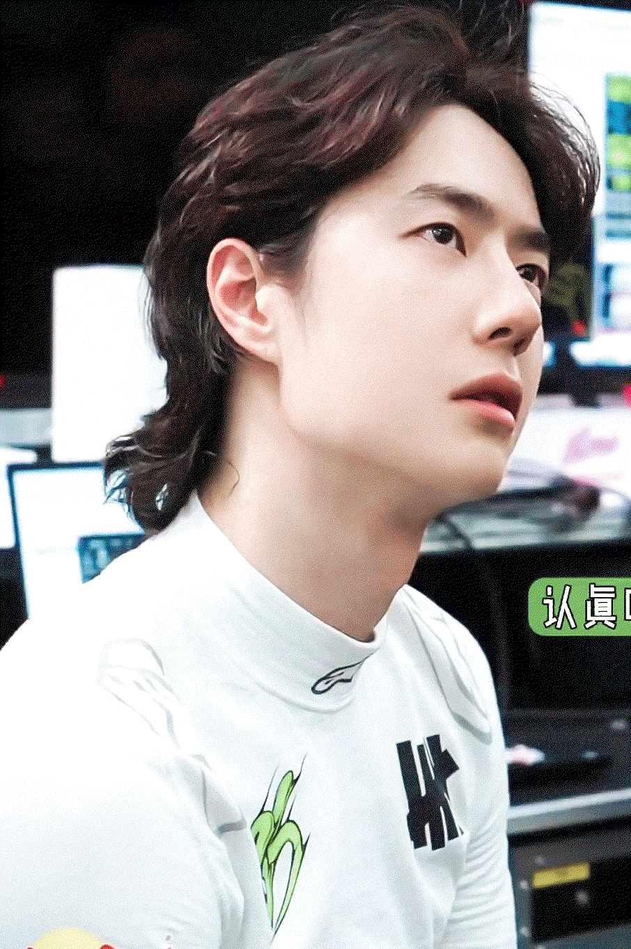 oKjFkI.gif