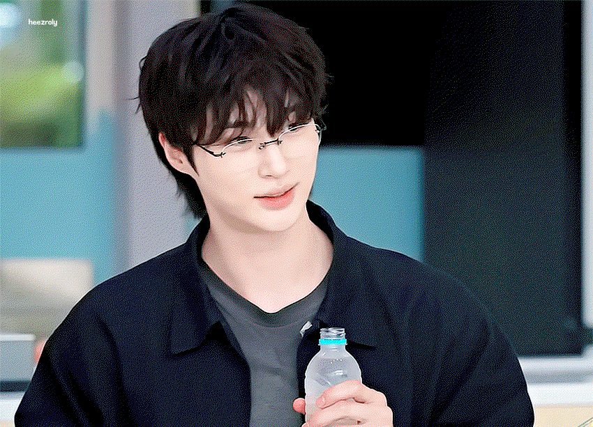 oSQQWu.gif