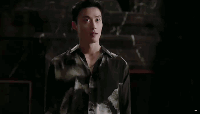 oUJZOO.gif