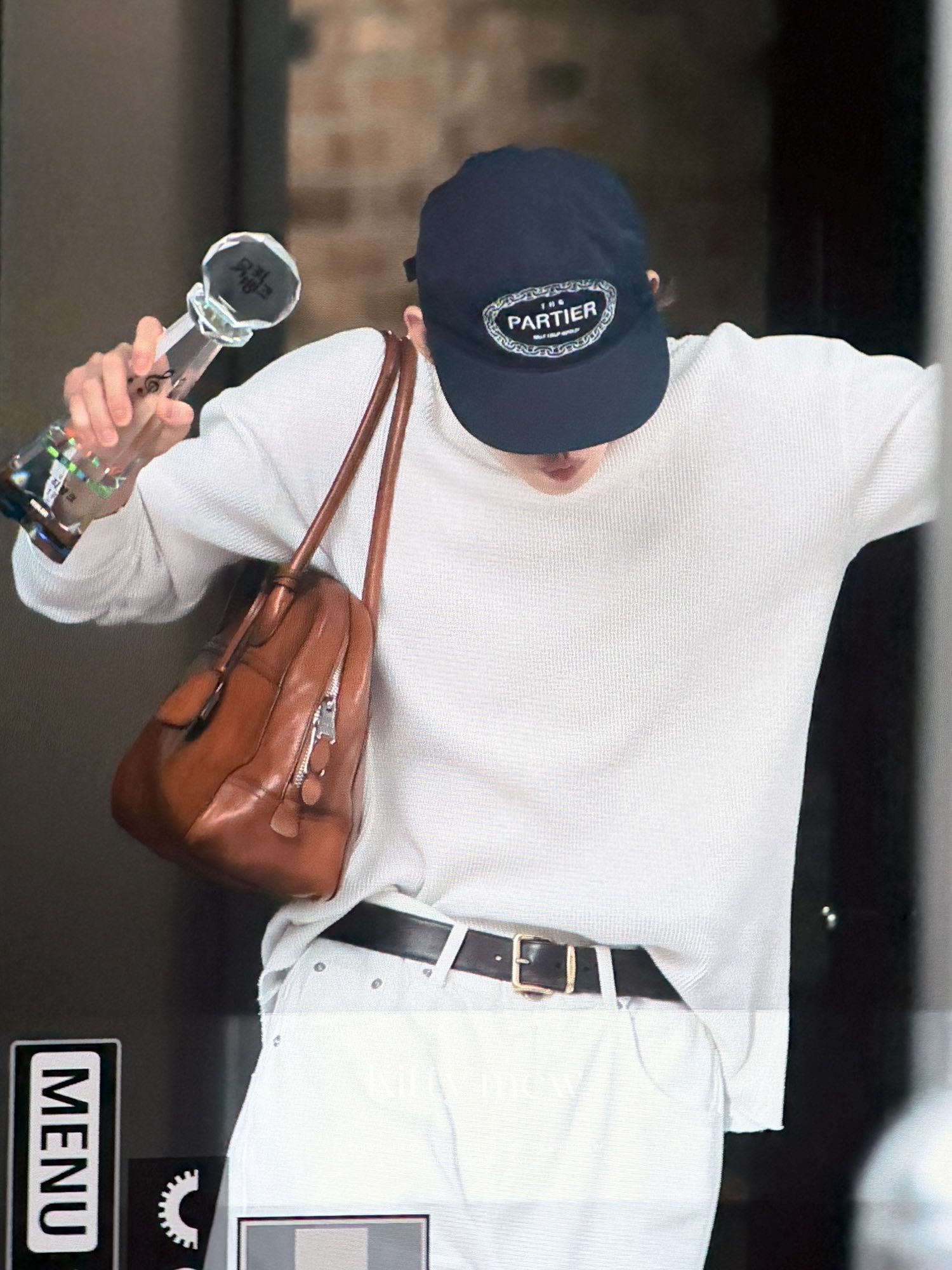 oWovDP